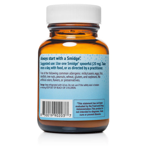Smidge Infant Probiotic Powder with spoon