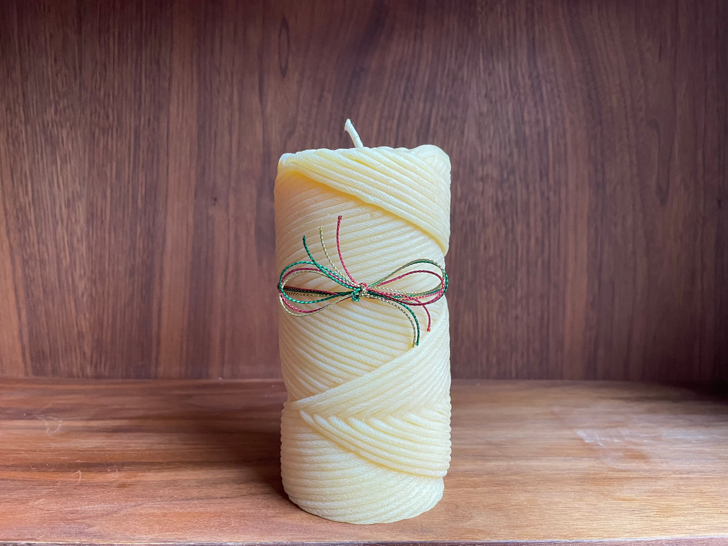 Yarn shaped Pure Beeswax Candle